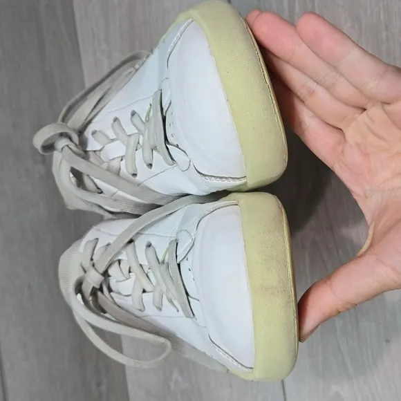 On Running Women Leather Sneakers shoes sz 8.5