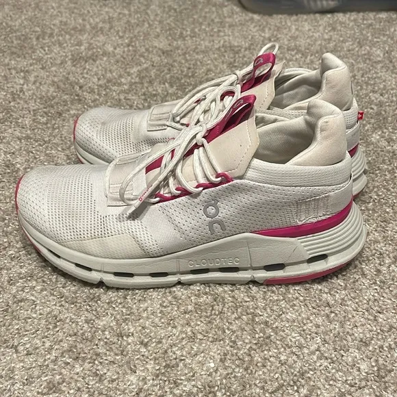 On Running womens CloudNova cloudtech running shoes Barbie pink/white Sz 7.5