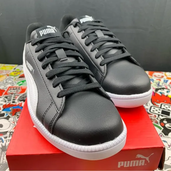 Puma Classic Casual Sneakers Women's Various Sizes