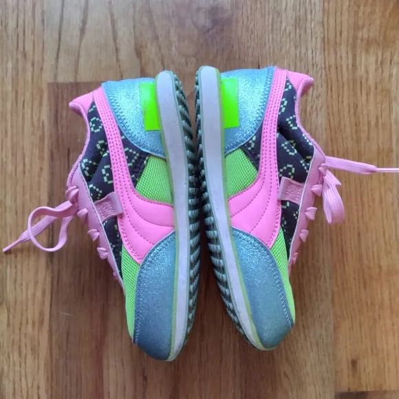Puma x Lol Surprise Girls Sneakers Size 2 with Box
