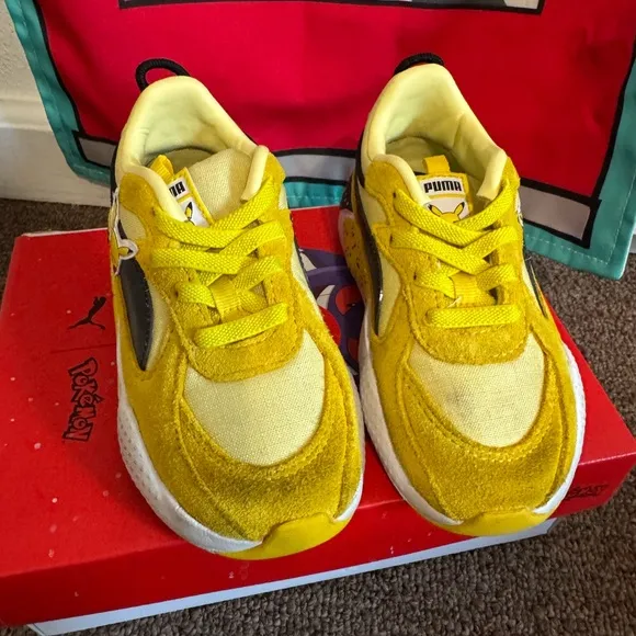 PUMA x POKEMON Sneakers Pikachu Kids Size 9C Shoes Collaboration Unisex 2022
