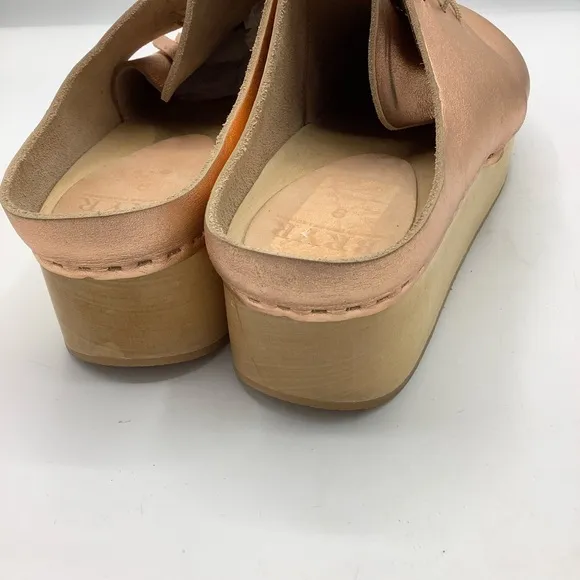 RARE FIND!!!! BRYR ZOE Copper Gold Mules with Fringe and Platform Sole