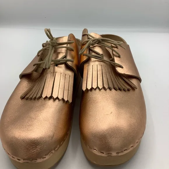 RARE FIND!!!! BRYR ZOE Copper Gold Mules with Fringe and Platform Sole