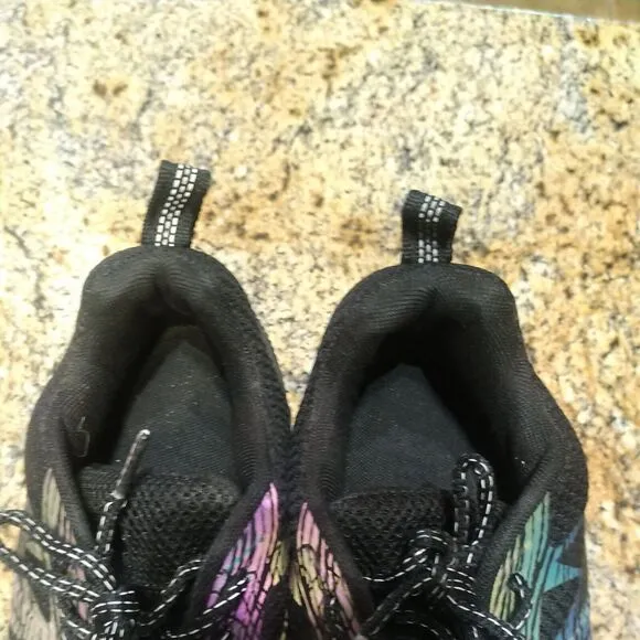 Rare SIS X Lite II Turf Shoes - ChameleonMen's Running Size 9 CHANGES COLORS