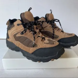 Red Head Brown Suede Ankle Hiking Boots Size 8