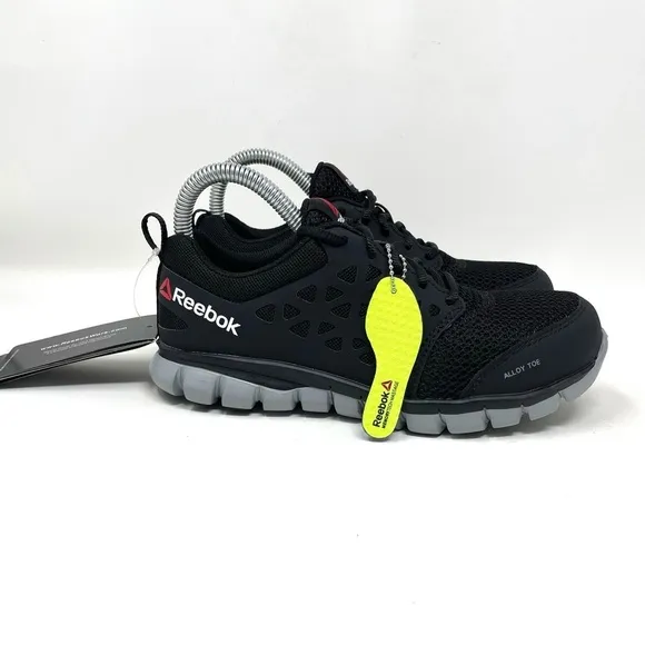 Reebok Alloy Toe Athletic Shoe Black Youth 4.5