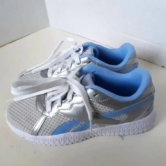 Reebok Big Girl size 5Y Sneaker Shoes