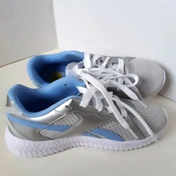 Reebok Big Girl size 5Y Sneaker Shoes