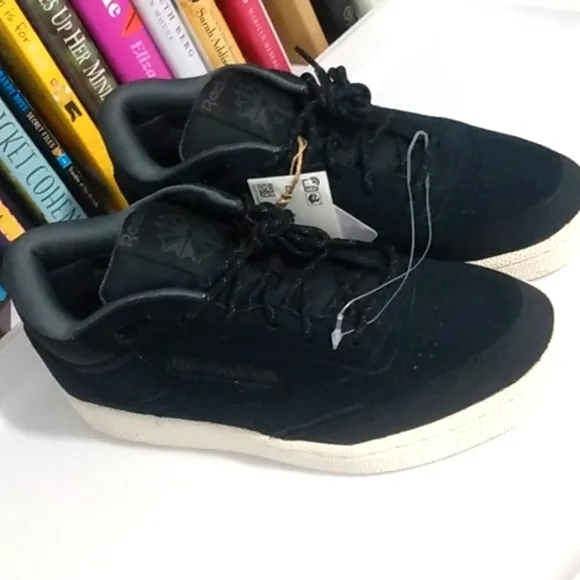 REEBOK BLACK SUEDE CLUB C MID II TENNIS SHOES SNEAKERS SIZE 5.5 NWT