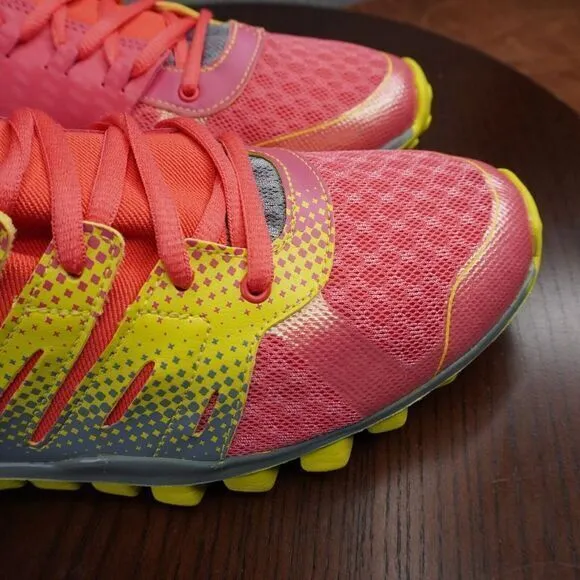 Reebok RealFlex 3D Women's 11 Running Shoes Gray Yellow  Trainer Sneakers V45962
