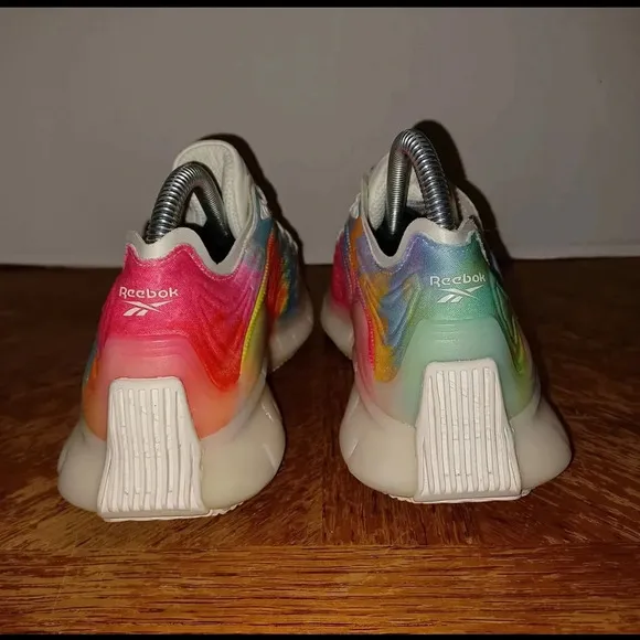 Reebok Zig Kinetica Pride Collection Men Running Shoes TieDye Sz 5.5 (155 Box 19