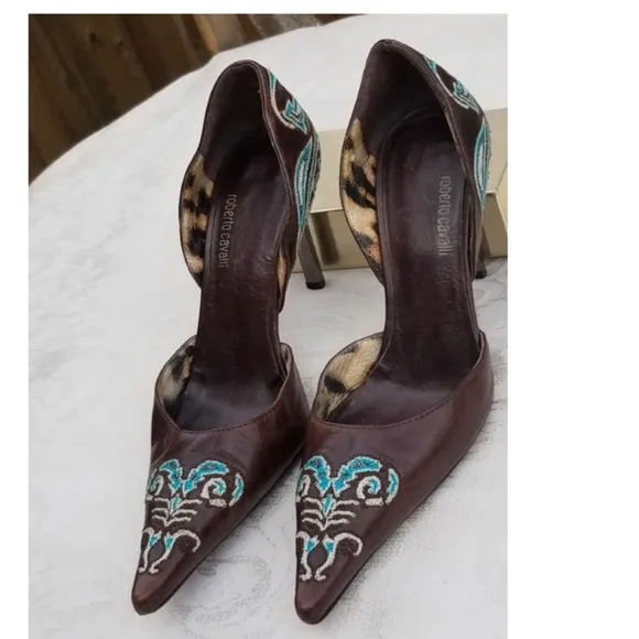 Roberto Cavalli Designer D'orsay heels Sz 35.5