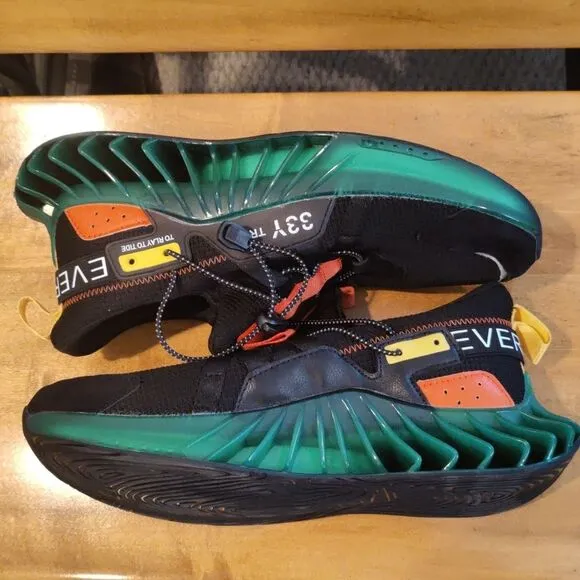 Rovux  Spartan 33Y multicolor size 44 running shoes
