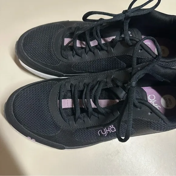 Ryka Womens Black Athletic Tennis Running Shoes Size 9.5