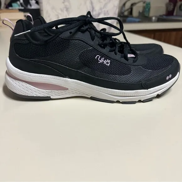 Ryka Womens Black Athletic Tennis Running Shoes Size 9.5