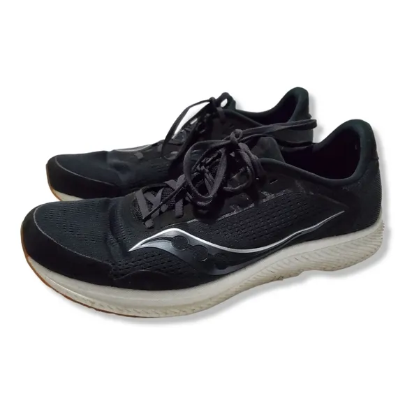 Saucony Freedom 4 Black Athletic Running Sneakers S20617-12