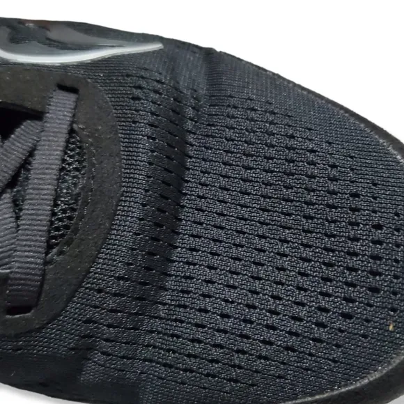 Saucony Freedom 4 Black Athletic Running Sneakers S20617-12