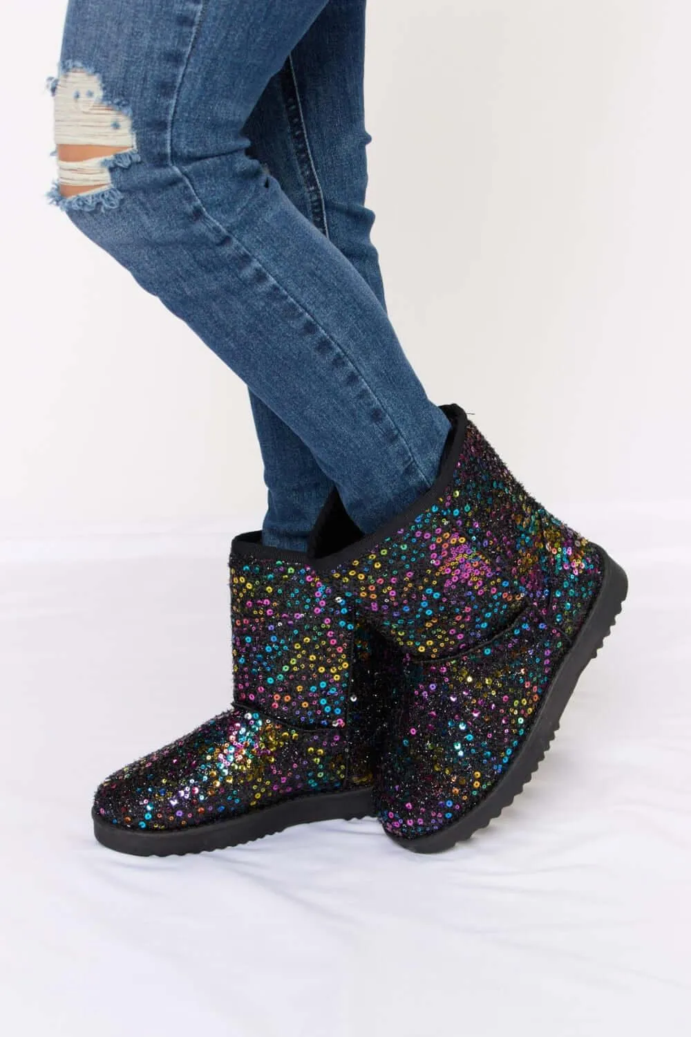 Sequin Thermal Flat Boots – Shine Bright, Stay Warm