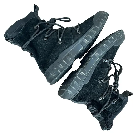 Sia Collective Kids Black Hightop Adventure Sneaker Size 36 US 5.5