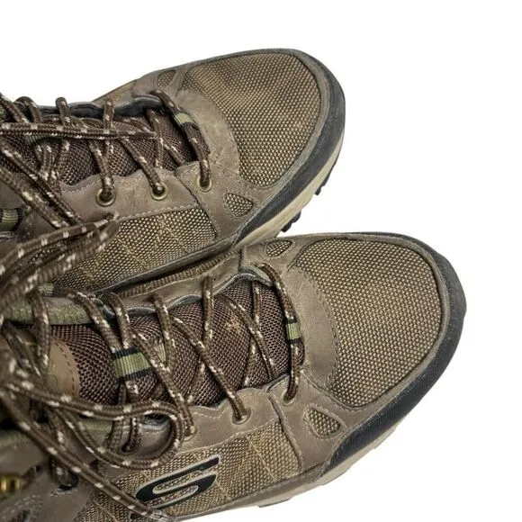 Skechers brown lace up waterproof ankle hiking boots size 9.5 wide width