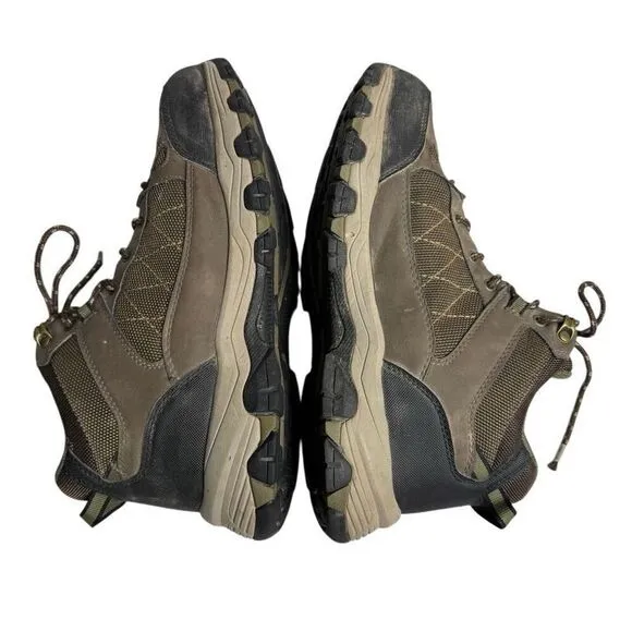Skechers brown lace up waterproof ankle hiking boots size 9.5 wide width