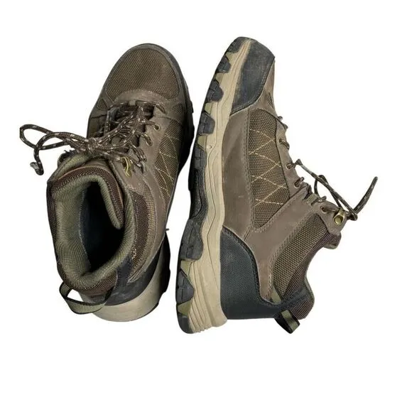Skechers brown lace up waterproof ankle hiking boots size 9.5 wide width