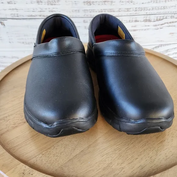 Skechers slip resistant women's black work clogs shoes size 9.5