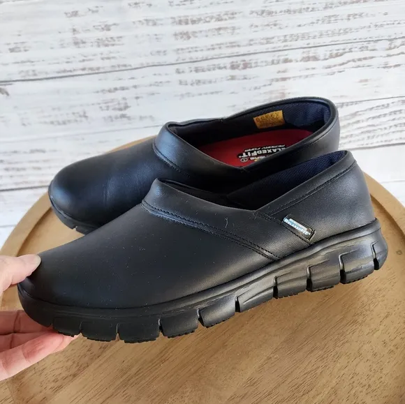 Skechers slip resistant women's black work clogs shoes size 9.5