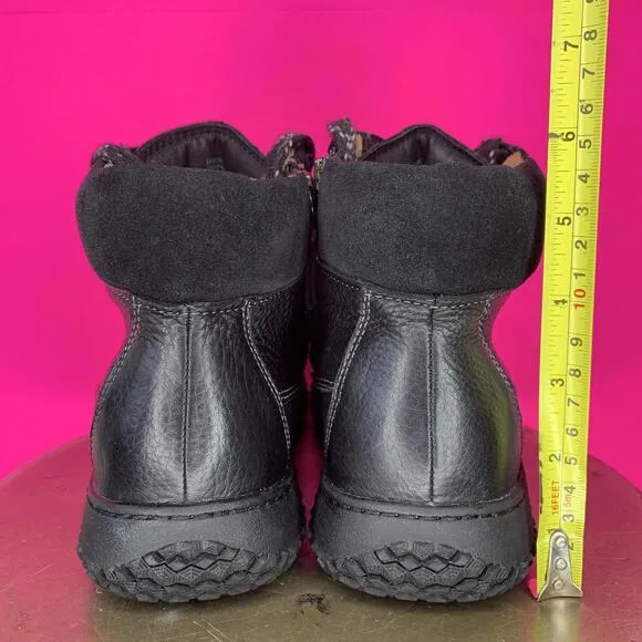 Sofft Amoret Waterproof Black Leather Lace-Up Ankle Boot