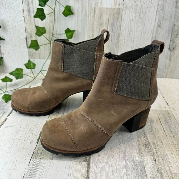 Sorel Addington Waterproof Leather Chelsea Heel Boots Women's Sz 7.5