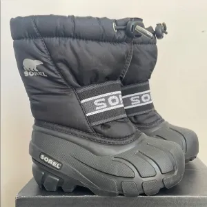 Sorel Black youth size 8 Winter Boots