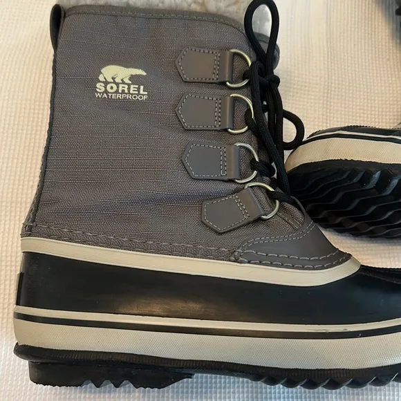 Sorel Carnival Boot Womens  Gray Winter Waterproof Size 7 US