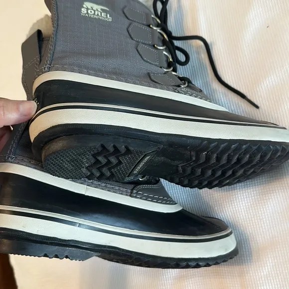 Sorel Carnival Boot Womens  Gray Winter Waterproof Size 7 US