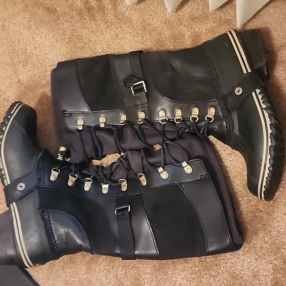 Sorel Conquest Carly II Waterproof Boots
