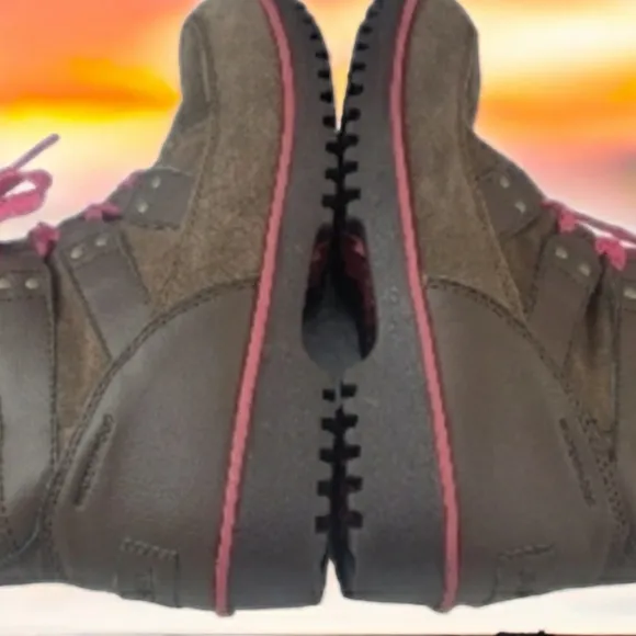 Sorel Goretex size 5 Women's waterproof boots.