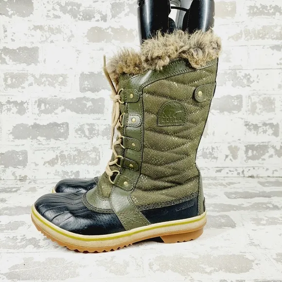 Sorel Green Black Duck Lace Up Faux Fur Winter Boots H781