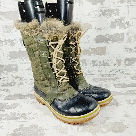 Sorel Green Black Duck Lace Up Faux Fur Winter Boots H781