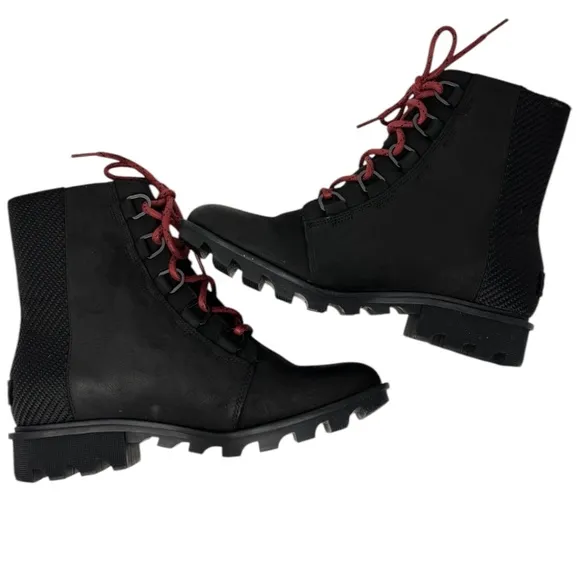 Sorel Phoenix Short Lace Waterproof Black Leather Boots Size 9