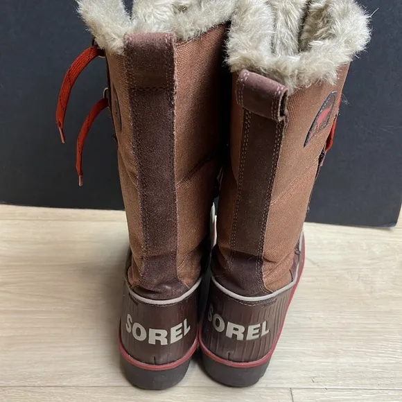Sorel Tivoli High II boots in tabacco SIZE 7 US