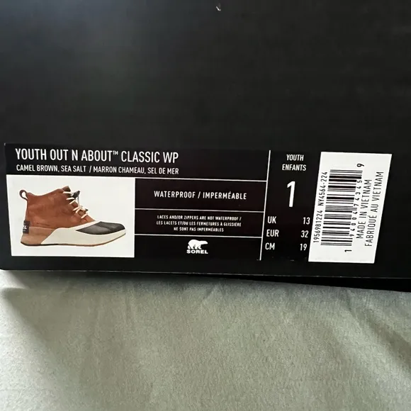 Sorel youth out n about waterproof Kids Boots size 1