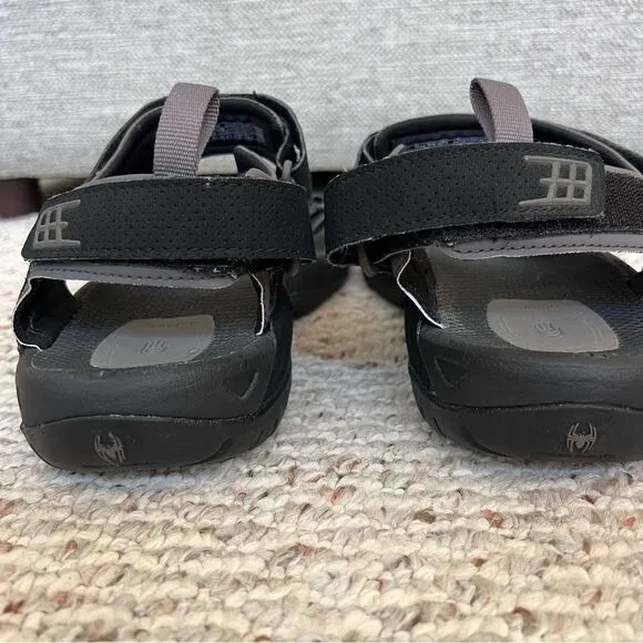 Teva Minam Hiking Sandal