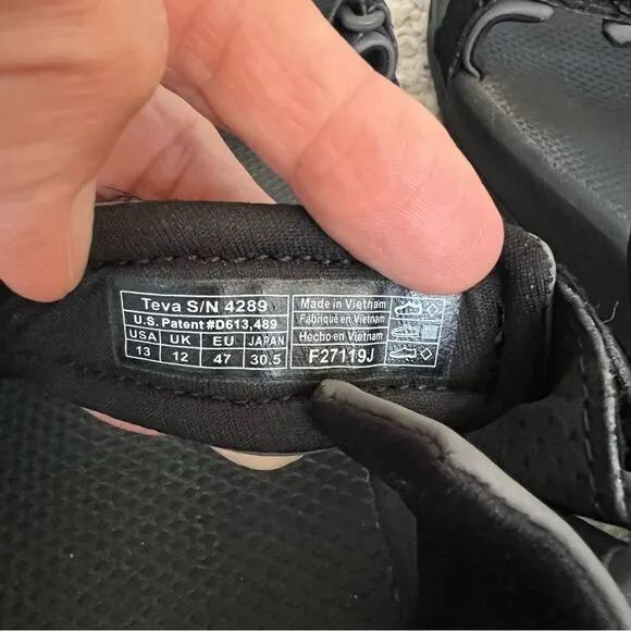 Teva Minam Hiking Sandal
