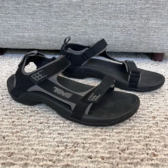 Teva Minam Hiking Sandal
