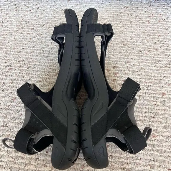 Teva Minam Hiking Sandal