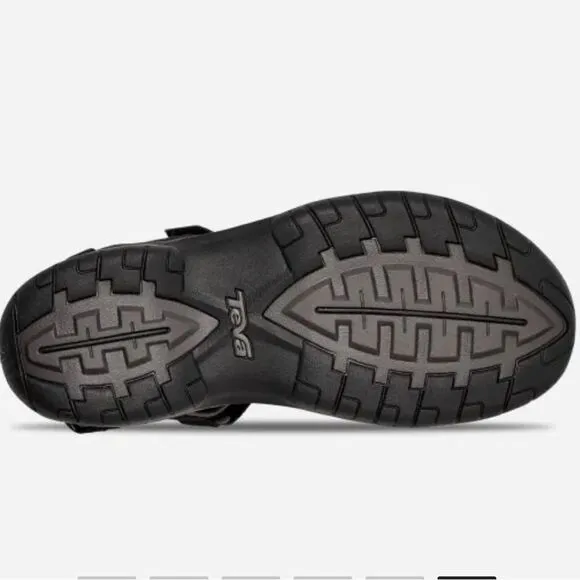 Teva Minam Hiking Sandal