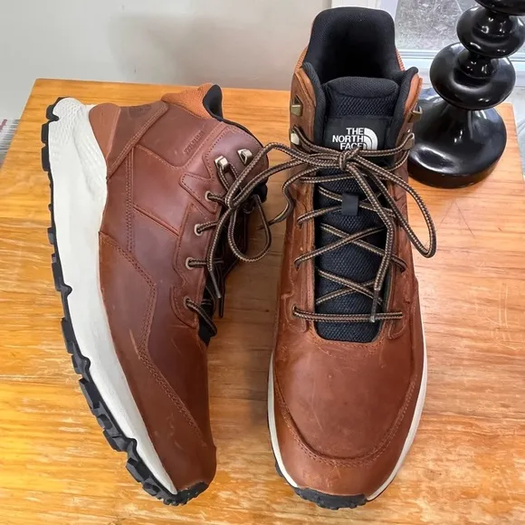 The North Face Men’s Vals II Mid Waterproof Leather Boots