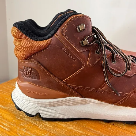The North Face Men’s Vals II Mid Waterproof Leather Boots
