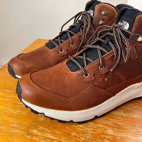 The North Face Men’s Vals II Mid Waterproof Leather Boots