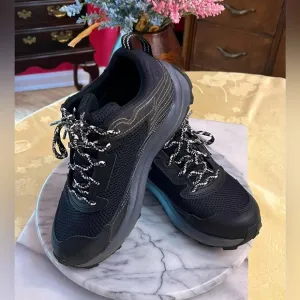 The North Face -Size 5 Youth Fastpack Hiker Waterproof Dry Vent -Black&amp;White