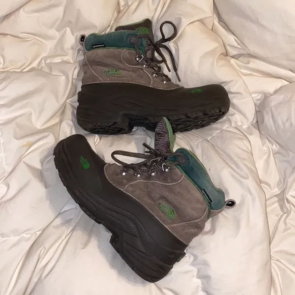 The North Face waterproof boots size 6